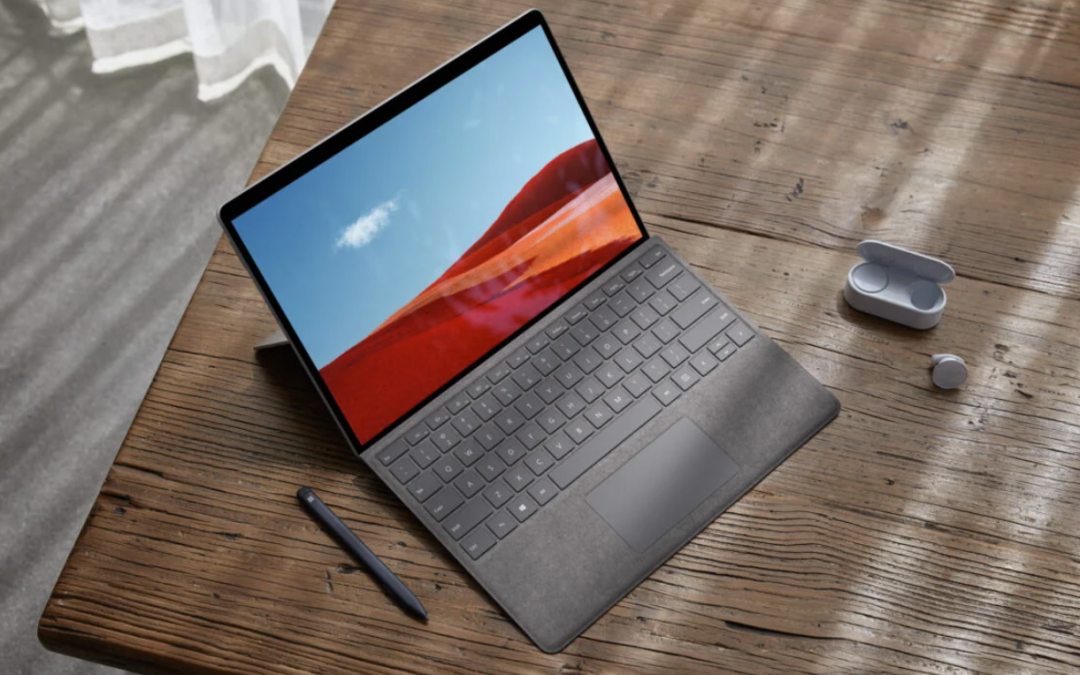 Wyciekły zdjęcia Surface Laptopa 4 i Surface’a Pro 8. Premiera w 2021 r.
