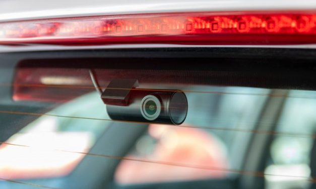 Wideorejestrator samochodowy – nowe przepisy to pewny mandat