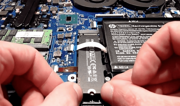 Dysk SSD do laptopa - 1TB, 500GB, ranking. Czy warto?