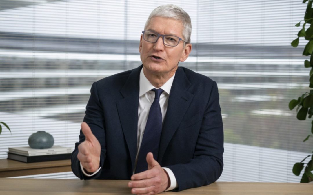Szef Apple’a krytykuje działania Facebooka