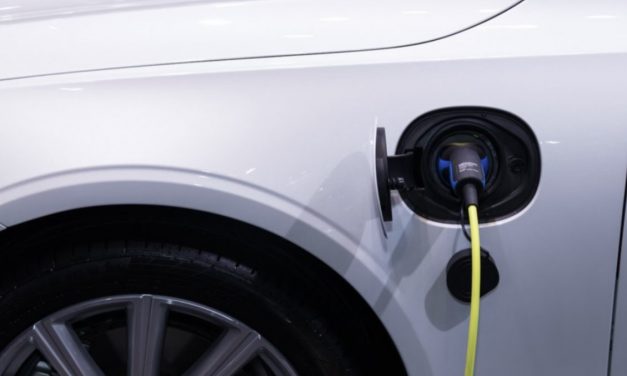 Stacje ładowania samochodów elektrycznych w Mapach Google