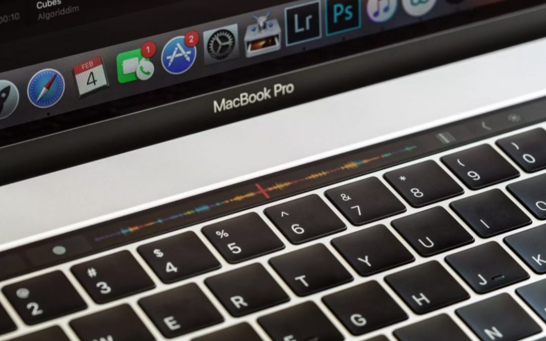 Microsoft nabija się z Apple w reklamie Surface Pro 7