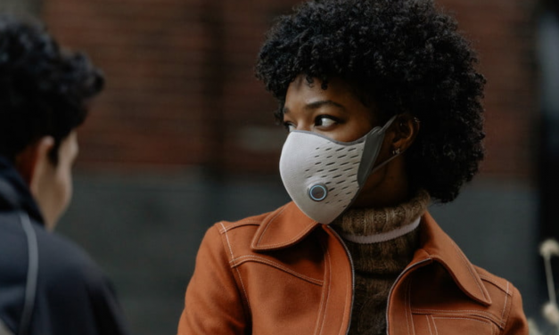 Maseczka wielorazowa AirPop śledzi twój oddech