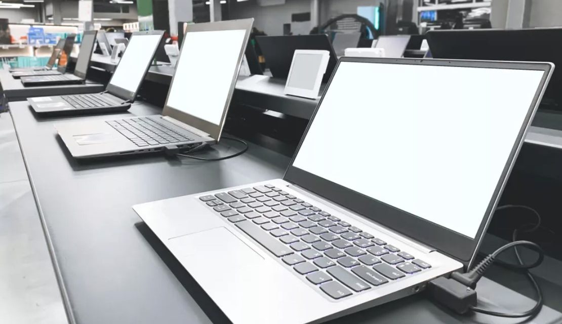 Czy w 2021 trudno będzie kupić nawet laptopa?