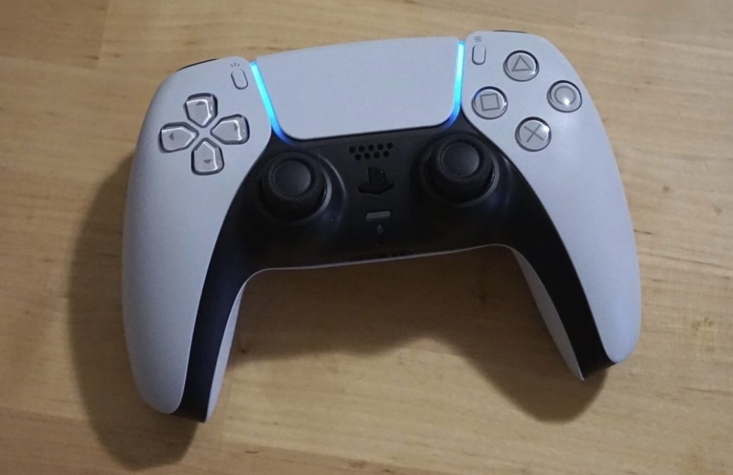 Pozew zbiorowy przeciwko Sony za wadliwy kontroler DualSense z PS5