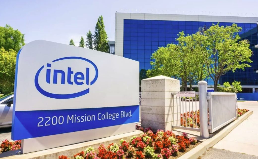 Intel pozywa byłego pracownika – wyniósł sekrety o Xeonach do Microsoftu