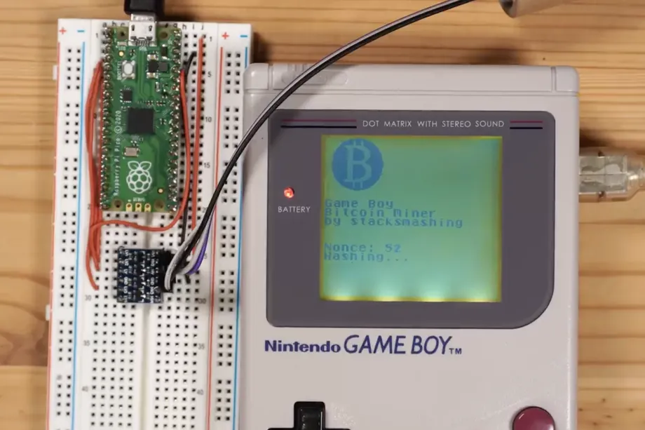 GameBoy jako koparka Bitcoina! Co prawda najwolniejsza na świecie