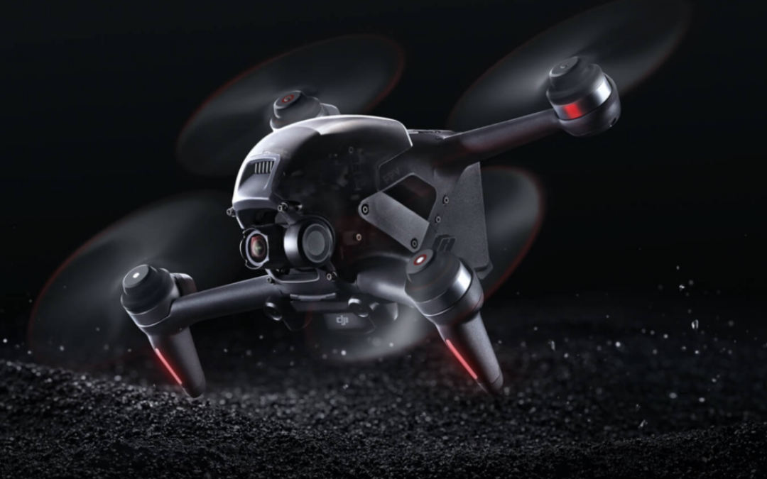 Dron DJI FPV nakręci dynamiczne sceny w 4K przy 60 kl./s