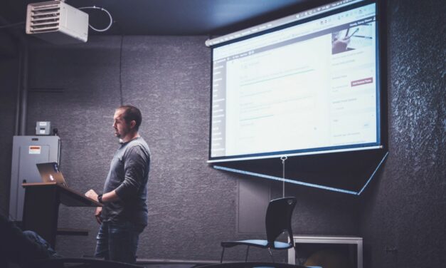 Microsoft Presenter Coach pomoże w przygotowaniu lepszych prezentacji