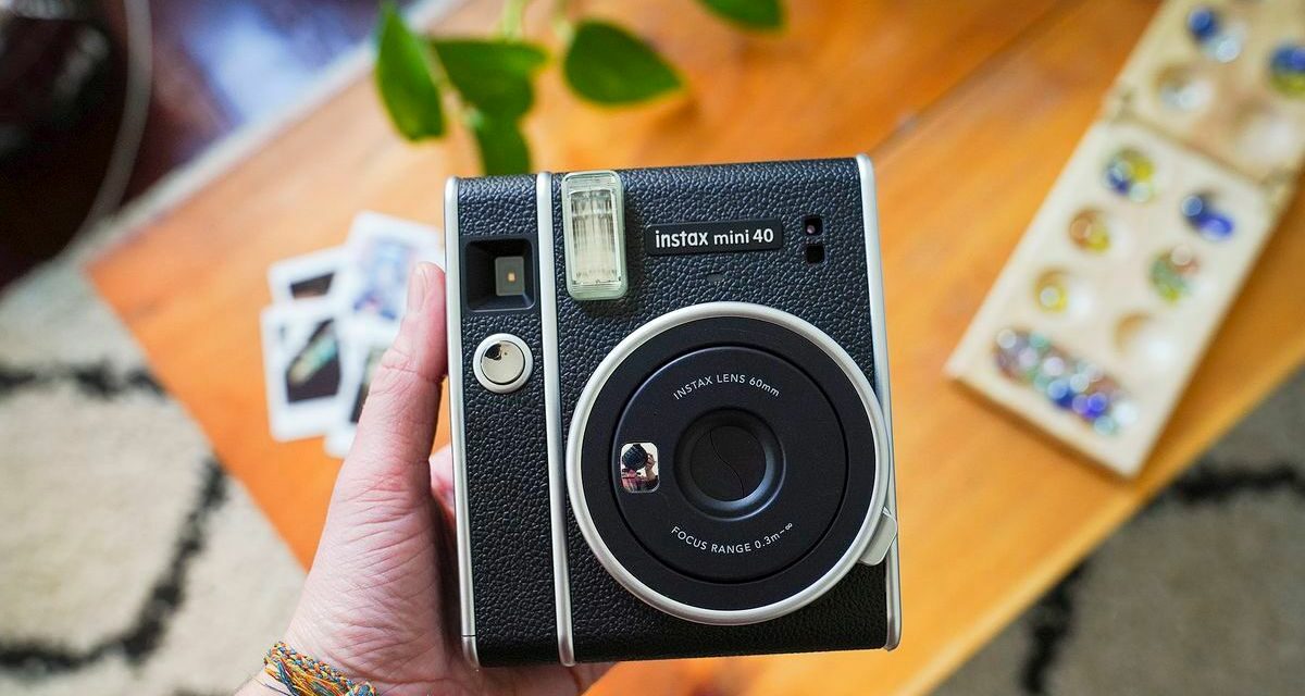 Instax Mini 40 – nowy aparat od Fujifilm w stylu vintage