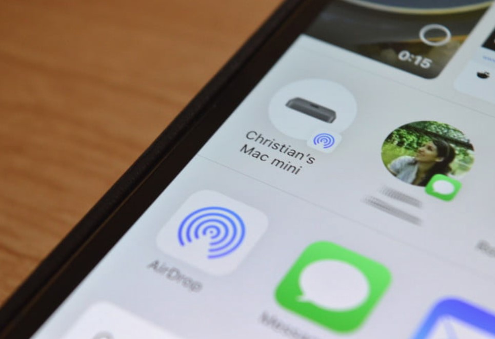 Wykryto lukę w Apple AirDrop. Czy są powody do obaw?