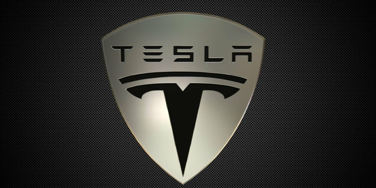 Tesla sprzedała już 185 tys. samochodów w tym roku