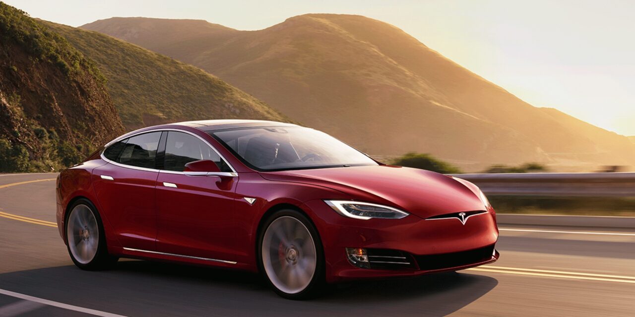 Premiera Tesla Model S Plaid została kolejny raz przesunięta