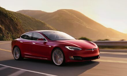 Premiera Tesla Model S Plaid została kolejny raz przesunięta