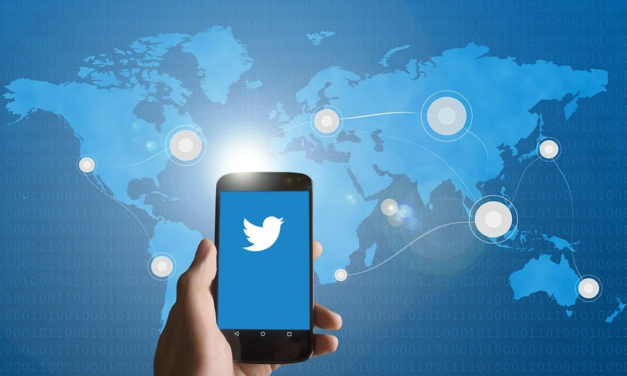 Twitter ukarany za sprzedaż numerów telefonów użytkowników