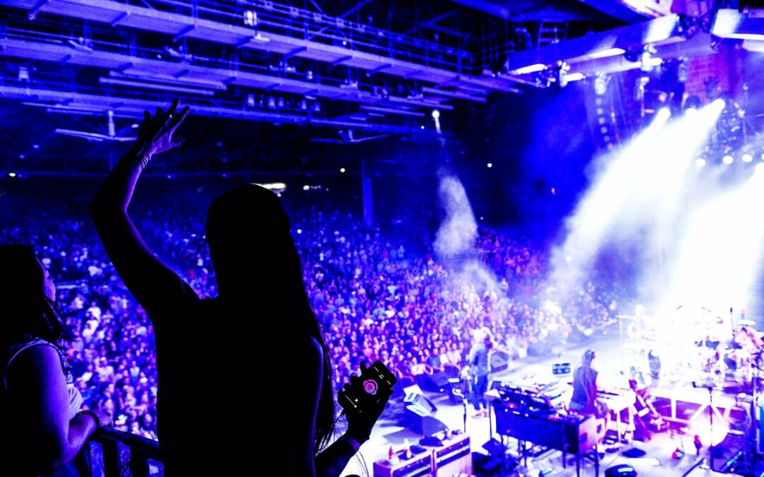 Mixhalo prezentuje osobiste koncertowe systemy audio