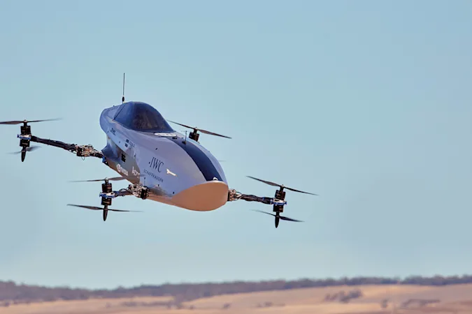 Airspeeder prezentuje pierwszy latający samochód wyścigowy