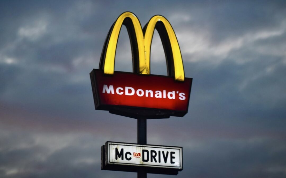 McDonalds stawia na większą automatyzację w drive-thru