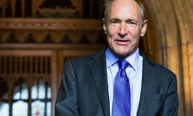 Tim Berners-Lee wystawia na aukcji oryginalny kod źródłowy sieci jako NFT