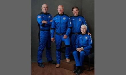 Jeff Bezos poleci w kosmos z Blue Origin