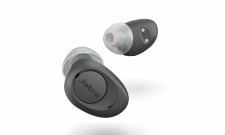 Jabra Enhance Plus – słuchawki i aparat słuchowy w jednym