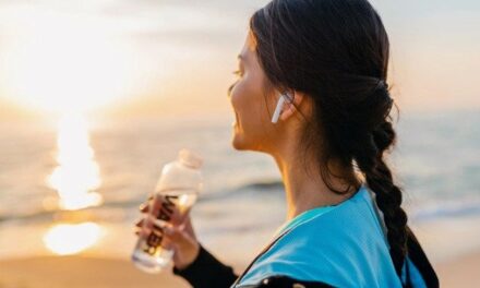 Jakie słuchawki do biegania wybrać? Najlepsze modele do uprawiania sportu