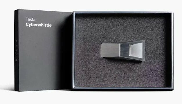 Tesla Cyberwhistle – gwizdek za 50 dolarów od Elona Muska