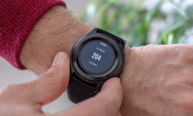 Smartwatche ciągle sprzedają się słabo. Rynek potrzebuje zmian