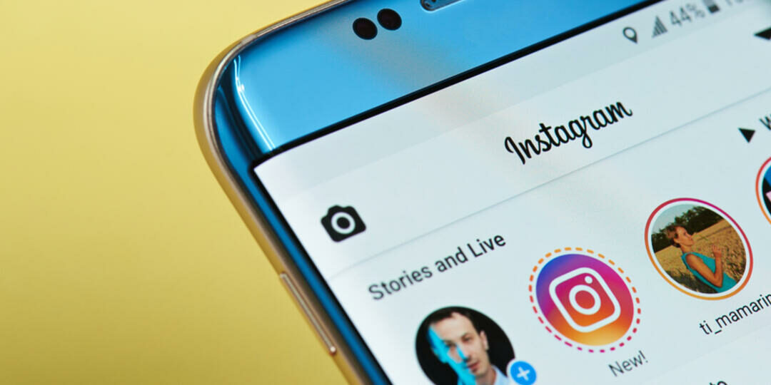 Jak udostępnić czyjąś relację na Instagramie? Poradnik na 2022