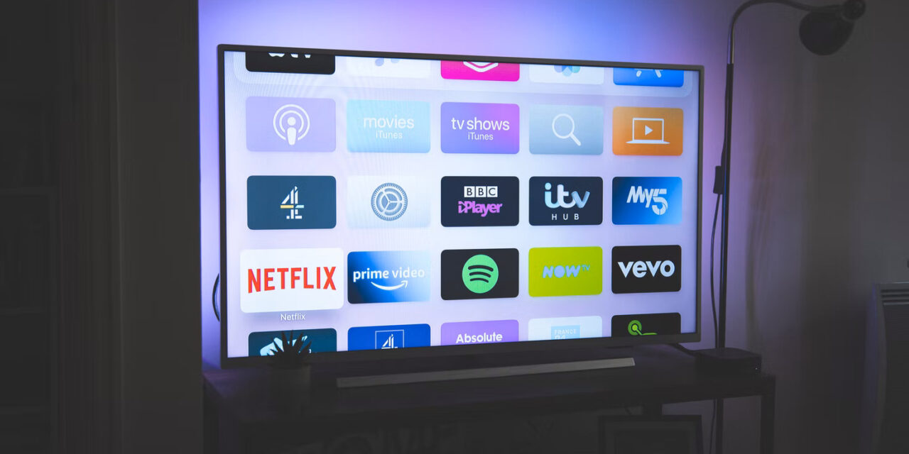 Najlepsze telewizory 43 cale – jaki wybrać? Ranking 2022
