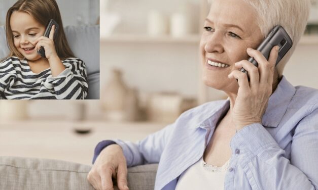 Najlepszy telefon dla seniora – jaki wybrać? Ranking 2022