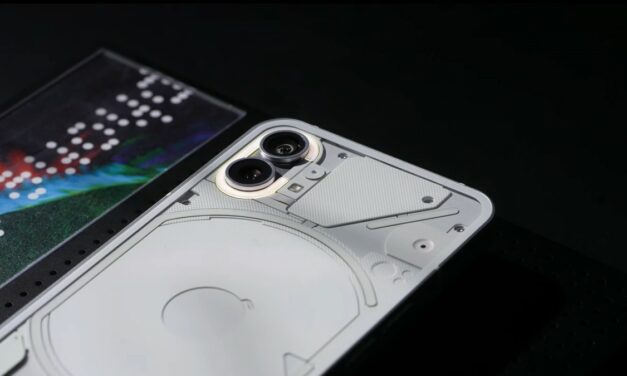 Nothing Phone 1 – znamy specyfikację i cenę