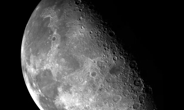 Chiny odkryły nowy minerał na Księżycu – Changesite-(Y)