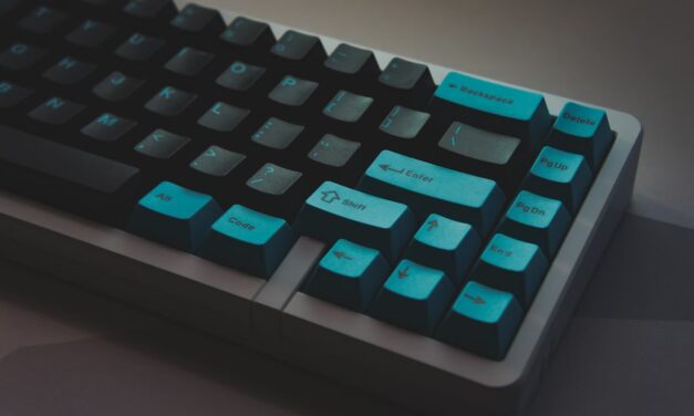 Rodzaje klawiatur do komputera – jakie są i czym się od siebie różnią?