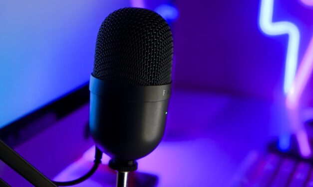 Mikrofon do streamowania – jaki wybrać? Na jakie parametry zwrócić uwagę?