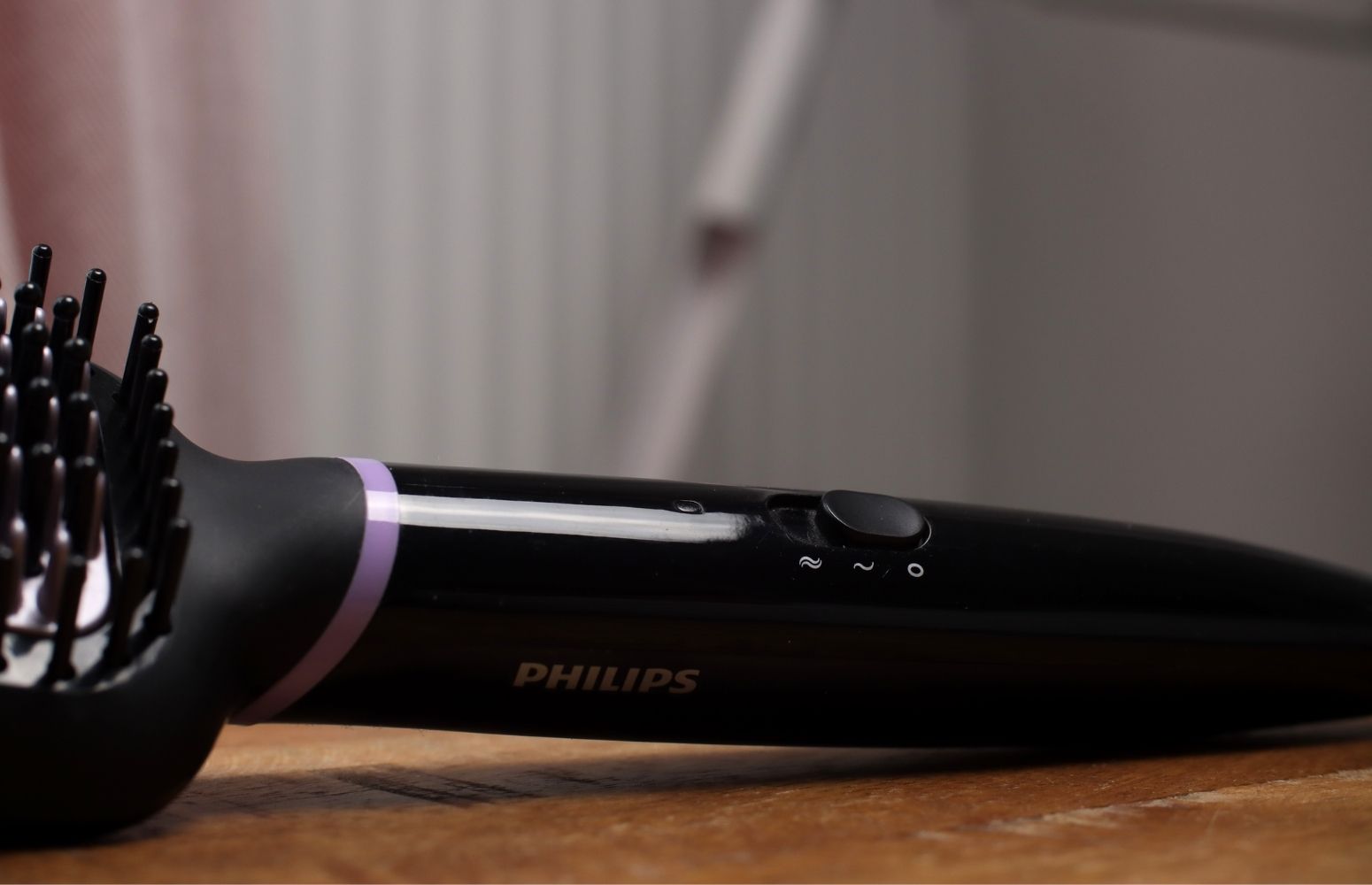 Szczotka prostująca Philips BHH880/00 – recenzja · Testoria
