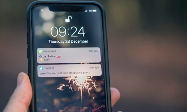 Szkło hartowane czy folia? Jak ochronić swój telefon przed zarysowaniami?
