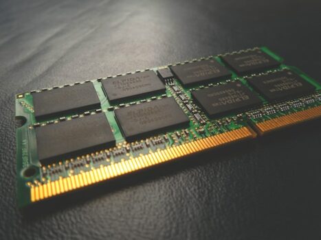 wirtualna pamięć RAM