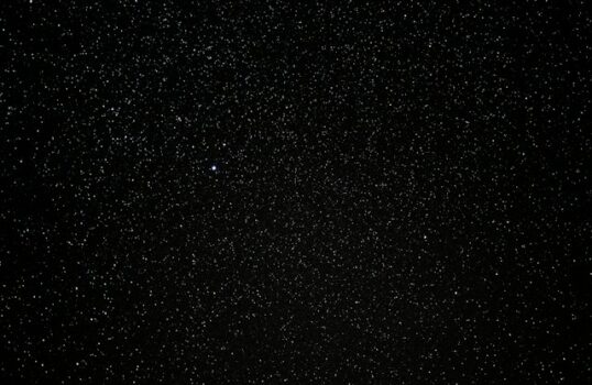 Nocna fotografia gwiazd smartfonem