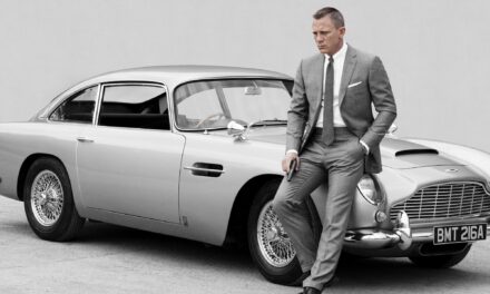 James Bond będzie jeździł elektrykiem?