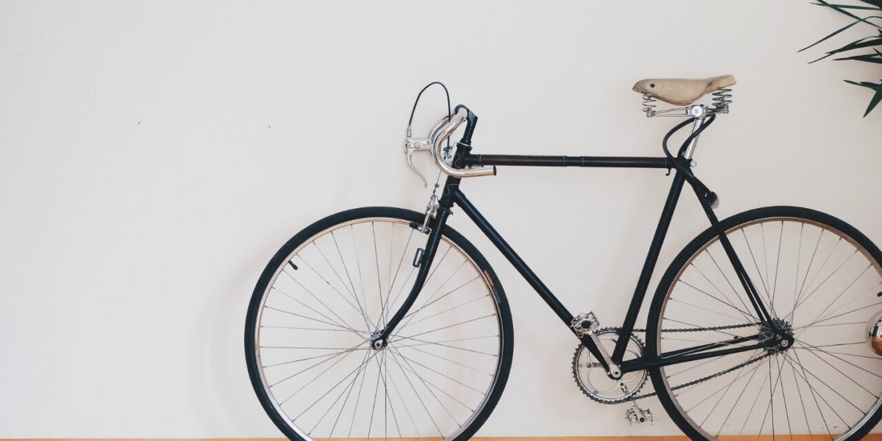 Jak wybrać rower szosowy? Najważniejsze cechy szosówek