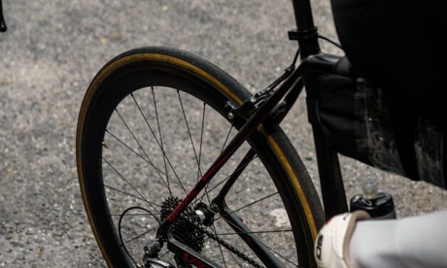 Buty na rower – jakie wybrać? Co to są buty SPD?