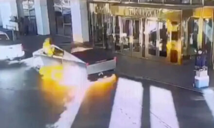 Cybertruck wybuchł pod hotelem Donalda Trumpa