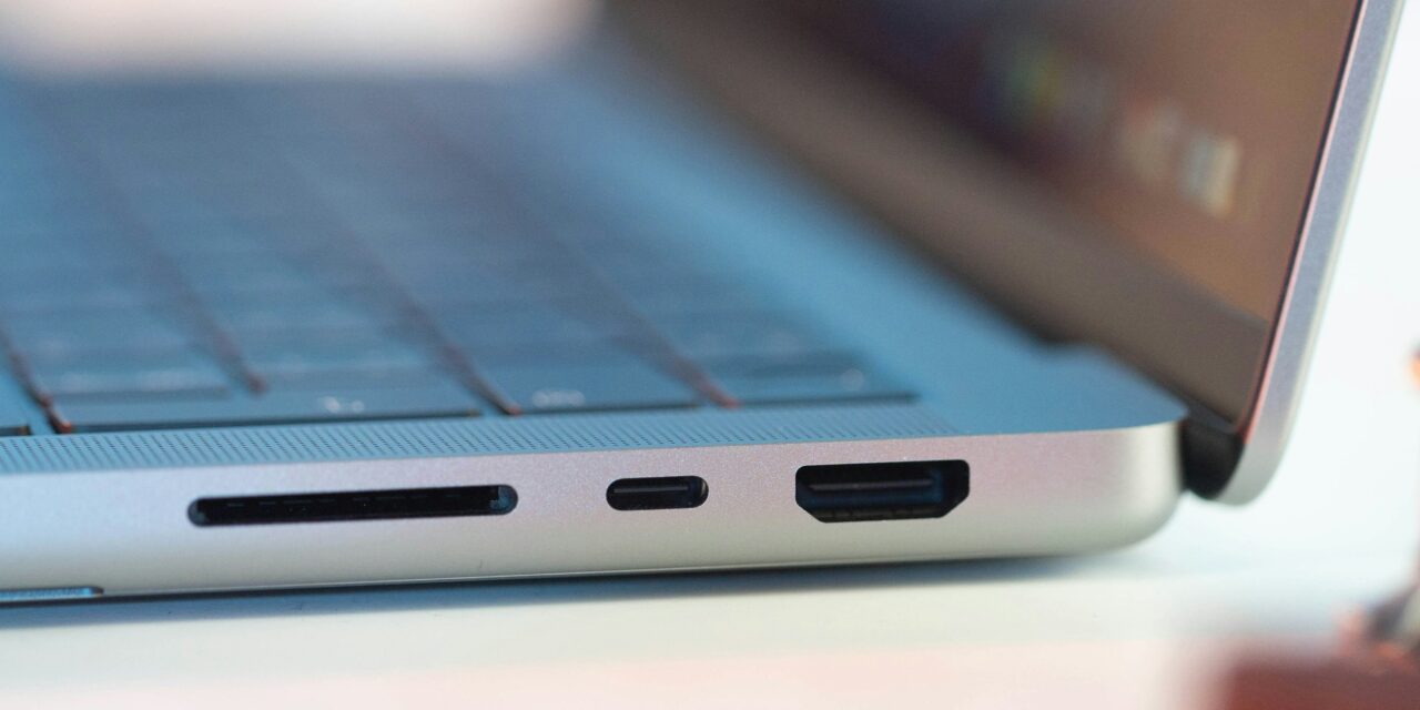 HDMI, DisplayPort, USB-C – jaki kabel do przesyłania obrazu wybrać?