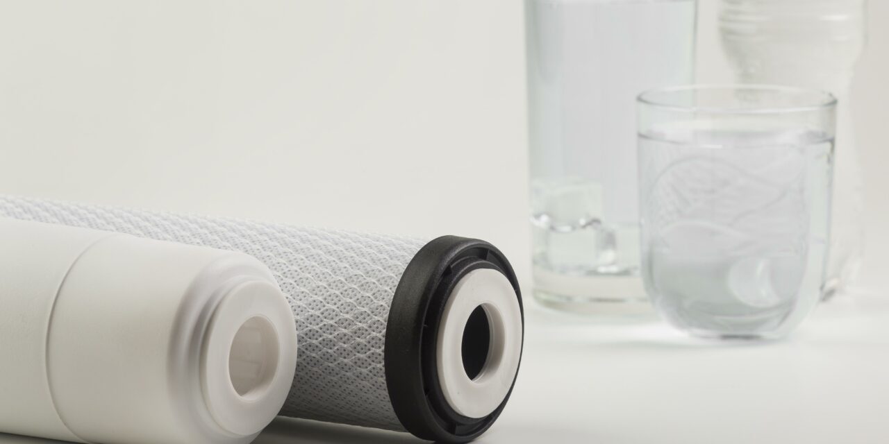 Jaki filtr do wody do domu wybrać? Na co zwrócić uwagę?