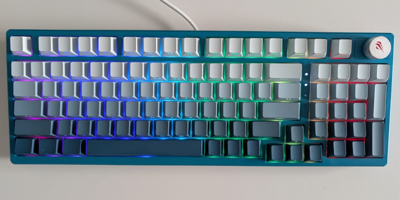 Havit Gamenote KB899L – całkiem nietypowa klawiatura