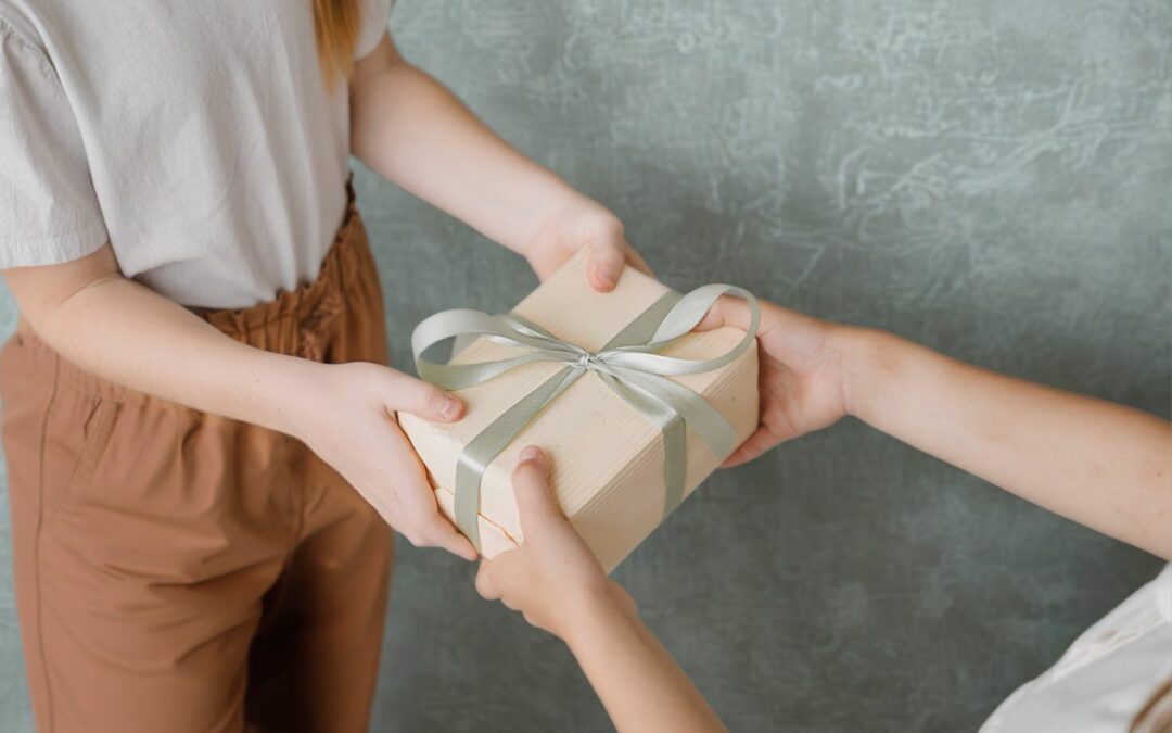 Jaki prezent dla dziecka wybrać? Sprawdzone pomysły dla rodziców