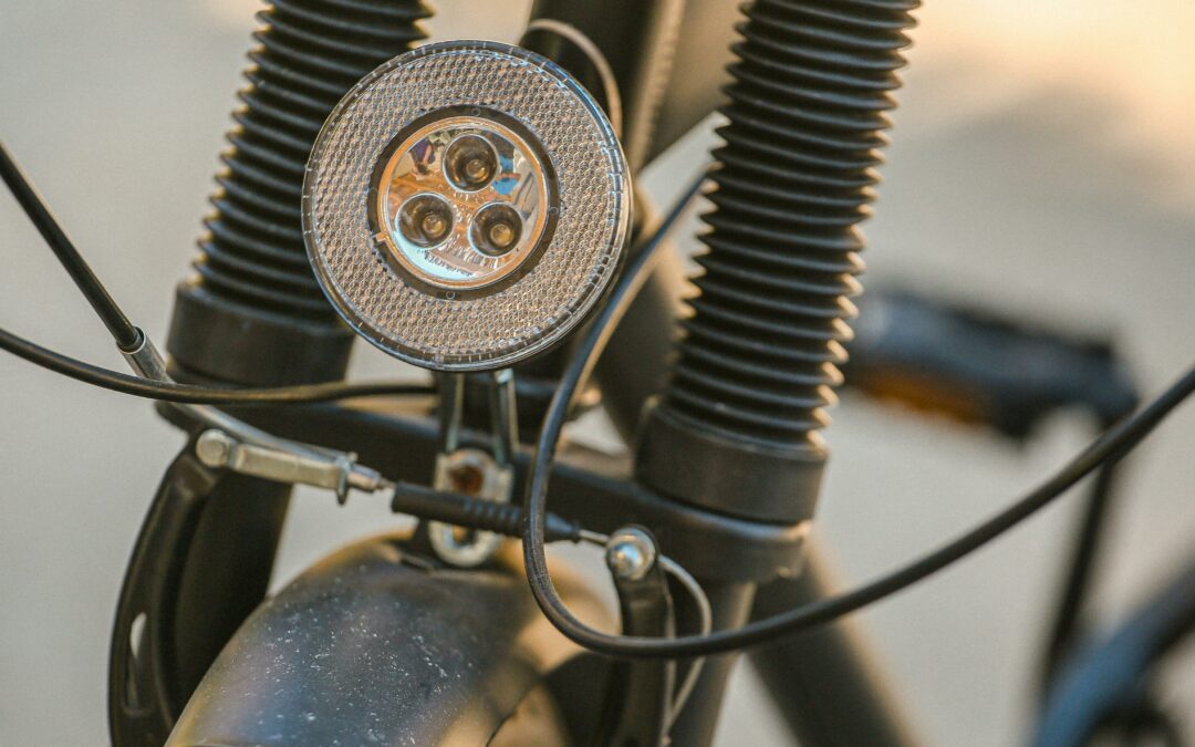 Inteligentne oświetlenie rowerowe. Poradnik dla wymagających rowerzystów