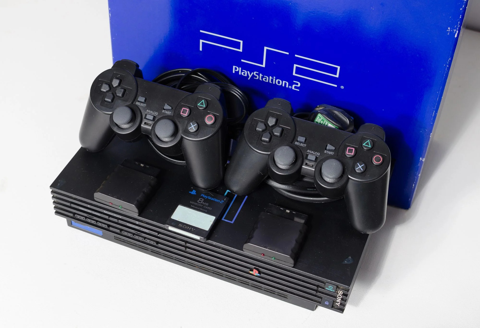 PlayStation 2 złamane – lepiej późno niż wcale