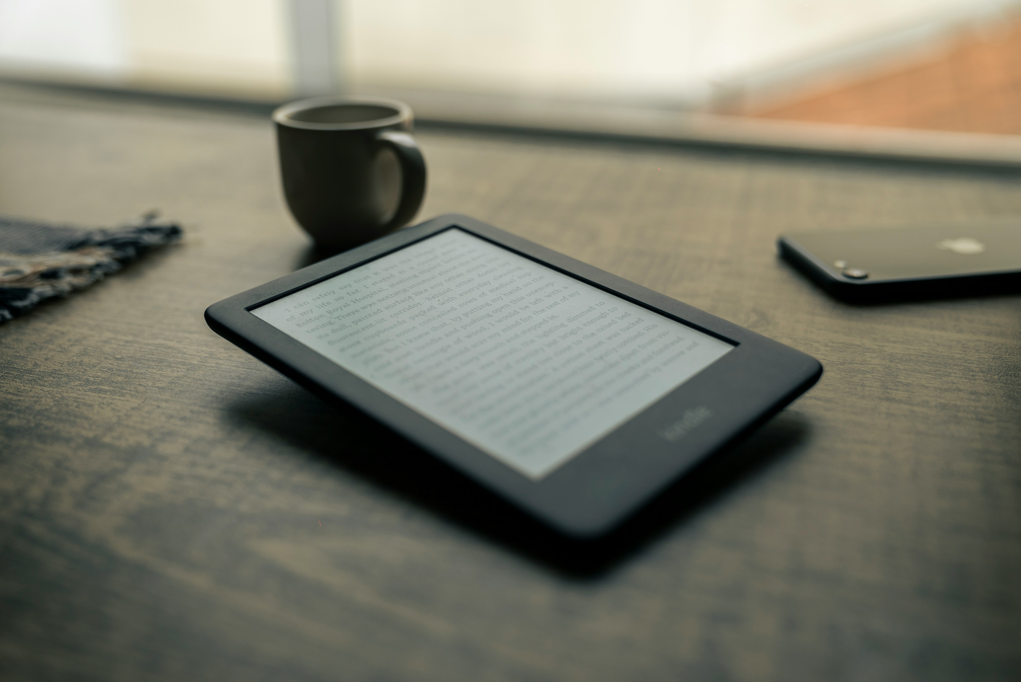 EPUB, MOBI, PDF? Jaki format ebooka wybrać?